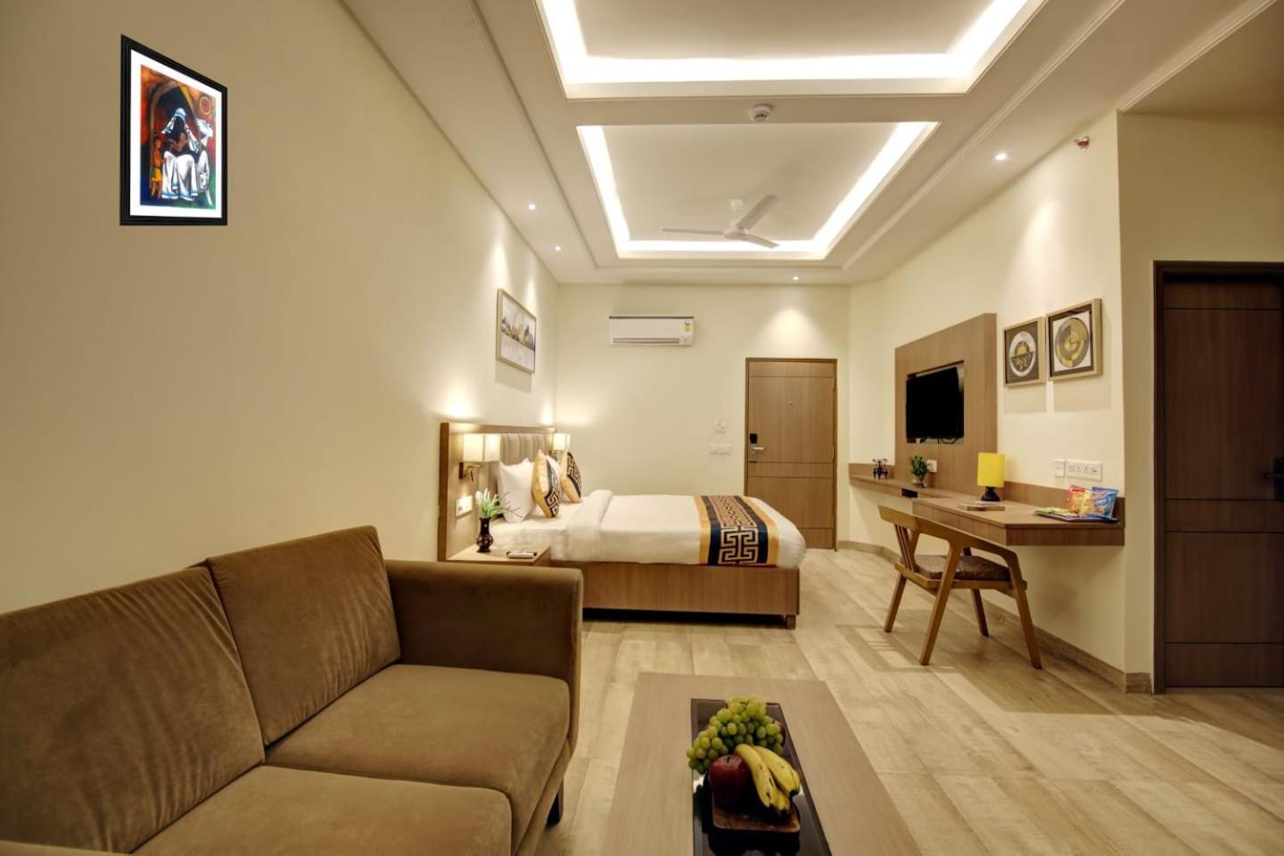 Hotel King Delhi Airport Neu-Delhi Exterior foto